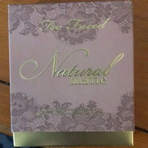 Too faced natural  matte eye shadow pallet